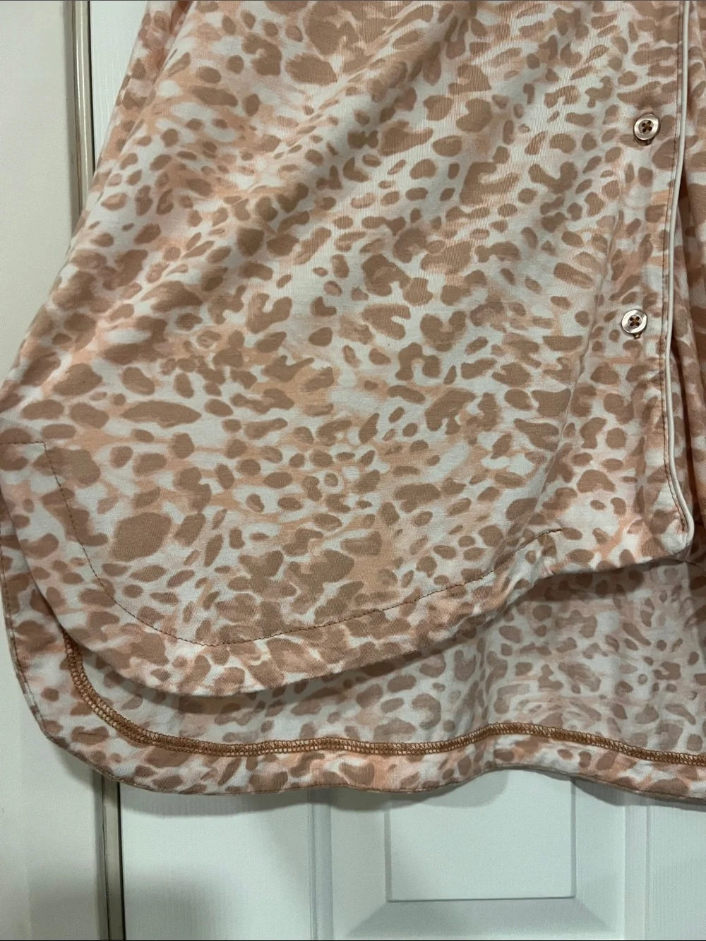 Rachel Parcell Night Sleep Shirt Lounge Button Up Leopard Pink Like New Size L